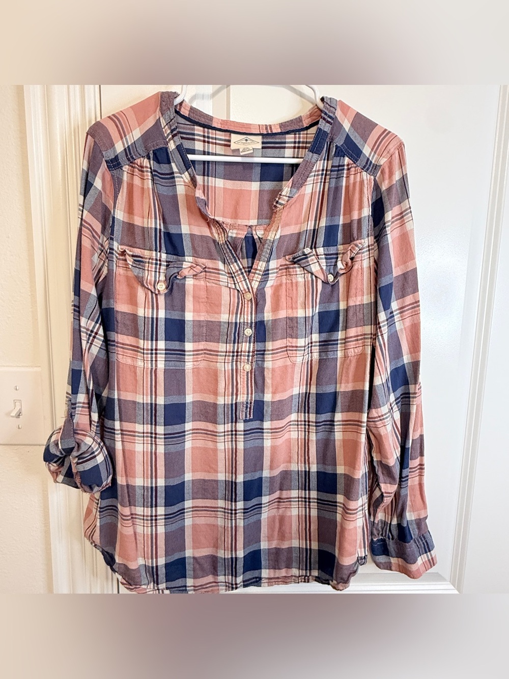 PtP 24” XL St. John’s Bay Rose Plaid Button-Front Tunic Long Sleeves